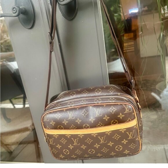 Louis Vuitton Brown Monogram reporter PM Crossbody Bag - Picture 10 of 10